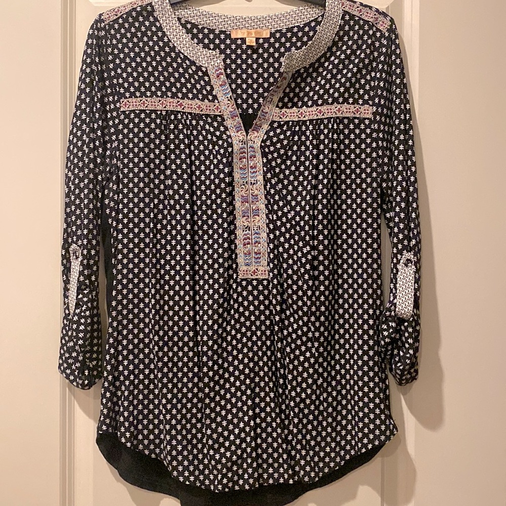 SKIES ARE BLUE 3/4 Sleeve Blouse